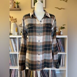 Patagonia Women’s Size 12 Organic Cotton Button Down Flannel